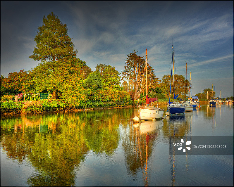 英国多塞特郡韦勒姆弗罗姆河图片素材