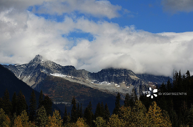 罗杰斯山口山脉图片素材