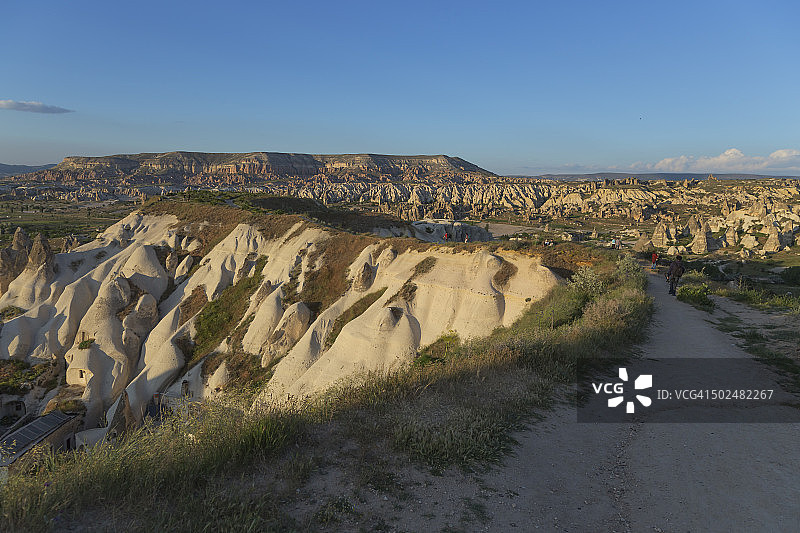 土耳其格雷梅镇卡帕多奇亚的傍晚图片素材