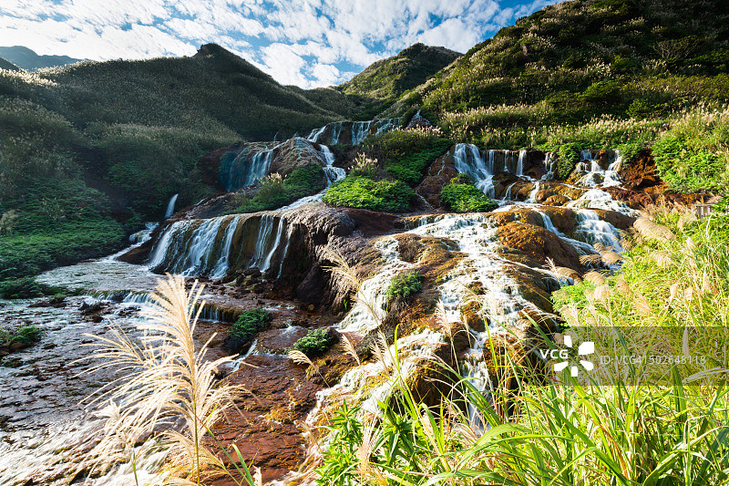金色瀑布图片素材