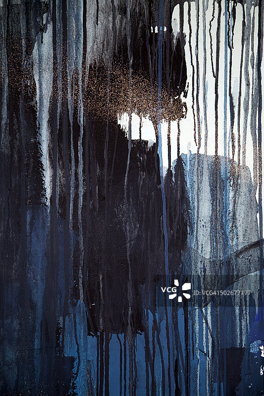 颜料洒落图片素材