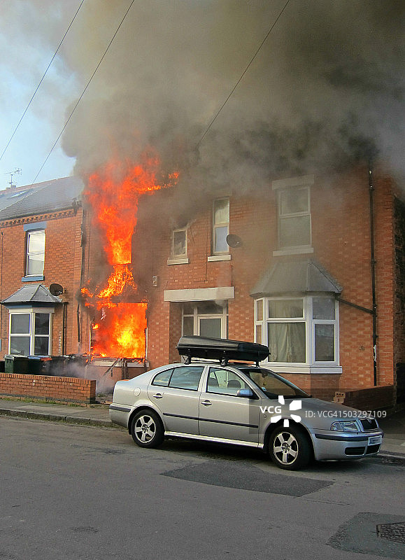 空置的失火房产图片素材