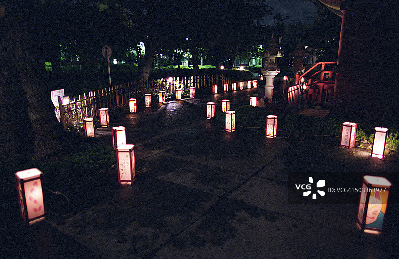 浅草寺的灯笼节图片素材
