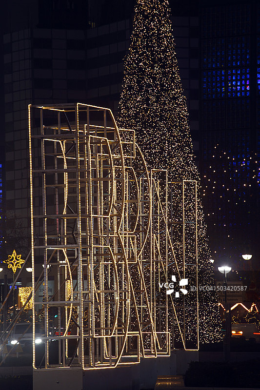 柏林陶entzien大街上的大型标志图片素材