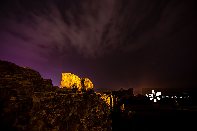夜晚的阿伯里斯特威斯城堡图片素材