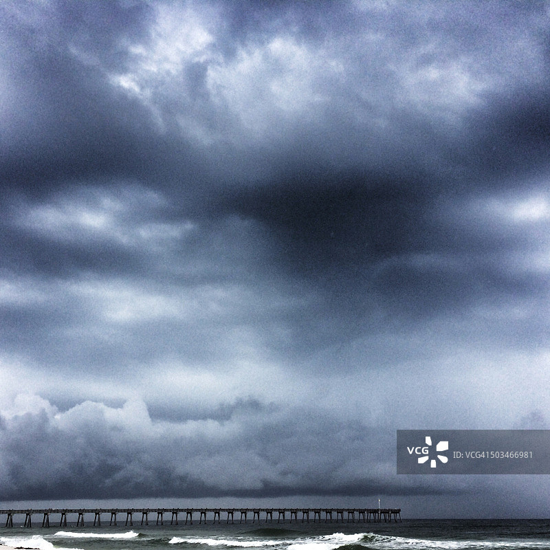 夏季风暴图片素材