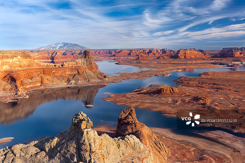 阿尔斯特罗姆角和鲍威尔湖图片素材