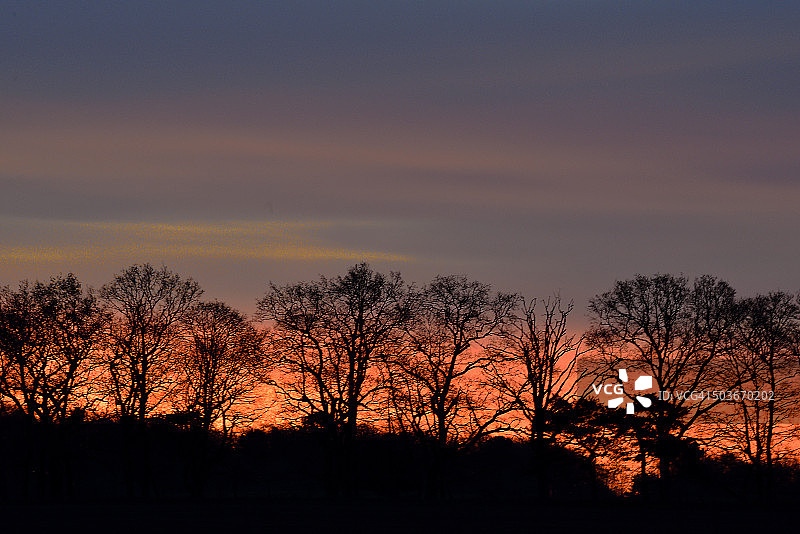 天空中的火焰图片素材