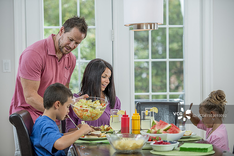 晚餐沙拉图片素材