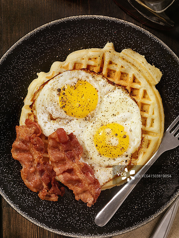 鸡蛋培根华夫饼图片素材