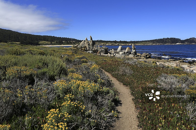 通往修道院海滩的道路图片素材
