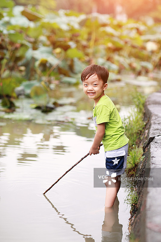夏日童年图片素材
