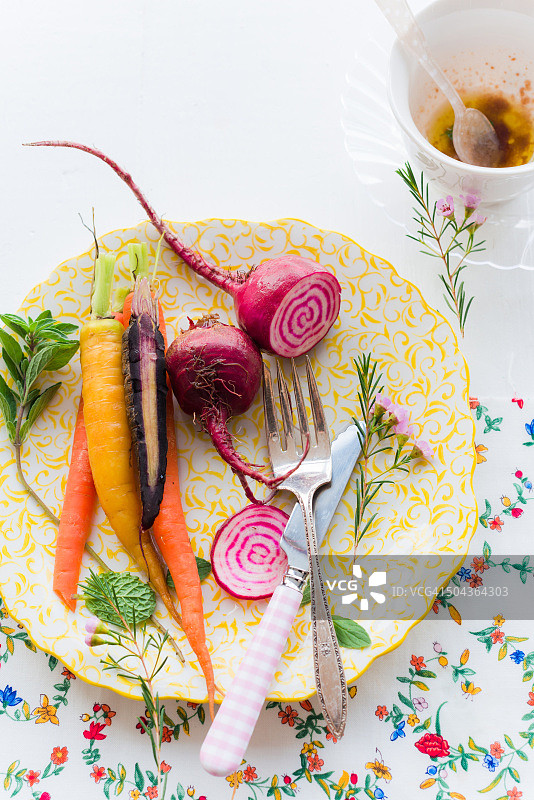 传家宝甜菜和胡萝卜图片素材