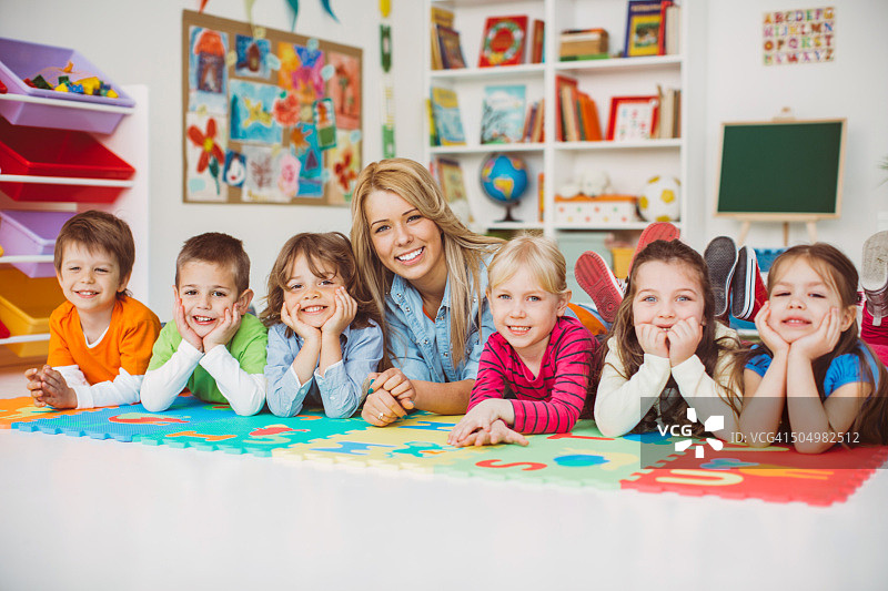 寓教于乐图片素材