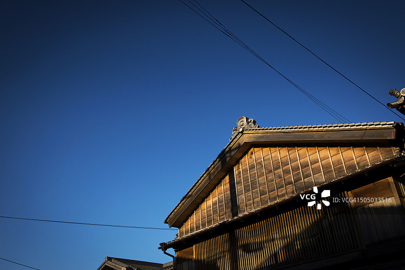 典型的日式木制房屋建筑图片素材