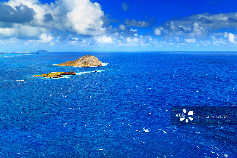 瓦胡岛海岸的马纳纳岛和小岛图片素材