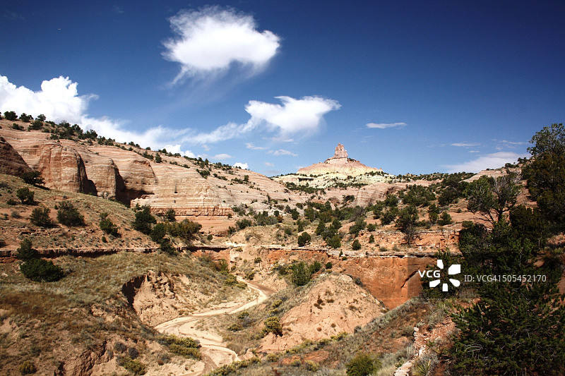 教堂岩石与天空图片素材