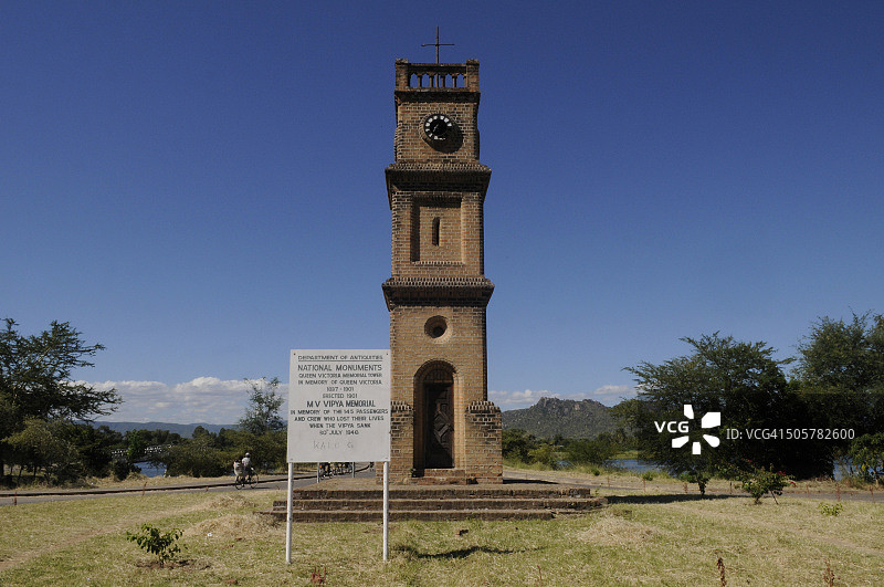 马拉维湖畔曼戈奇的维多利亚女王钟楼图片素材