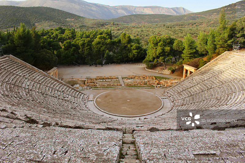 希腊阿尔戈利斯埃皮达鲁斯剧场图片素材