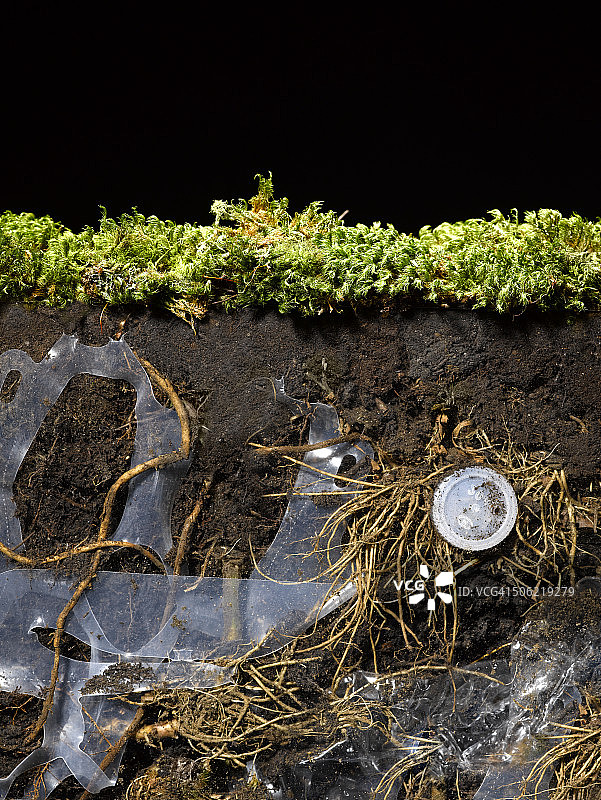 垃圾埋葬横截面图片素材