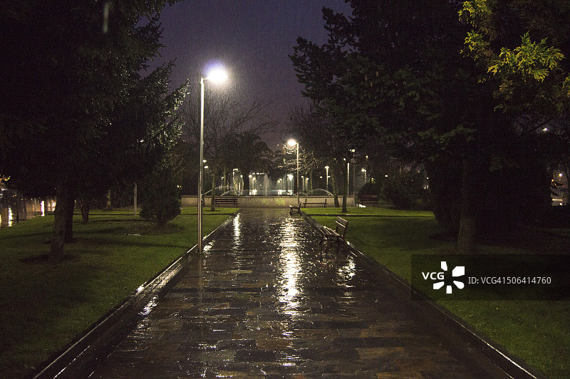 维拉加西亚公园夜景图片素材