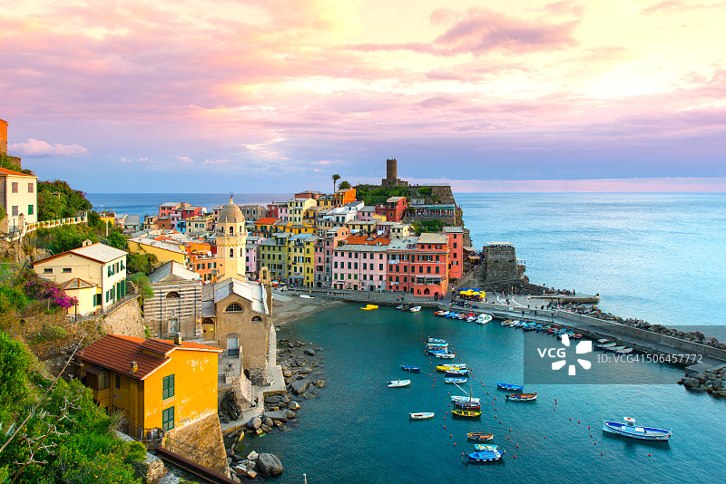 Vernazza，五个地球，意大利图片素材