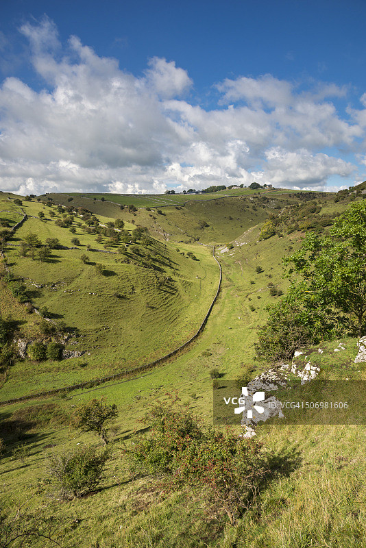 德比郡峰区克雷斯布鲁克山谷图片素材