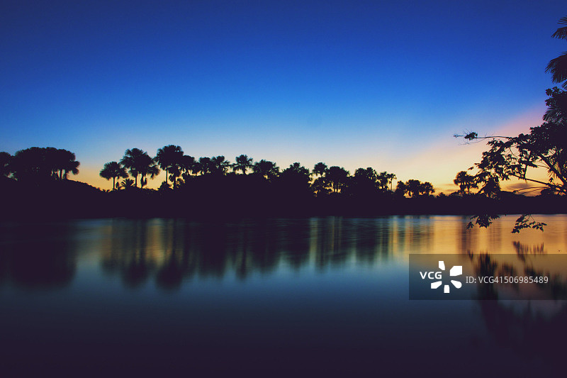 Preguiças河日落图片素材