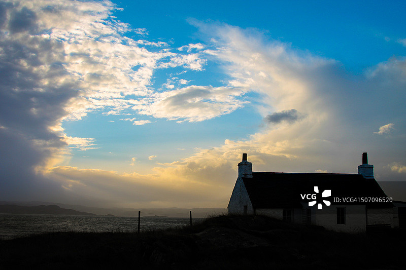 苏格兰马尔岛奥赫纳克雷格的农舍小屋图片素材