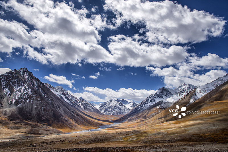 红其拉甫口岸美丽风光图片素材