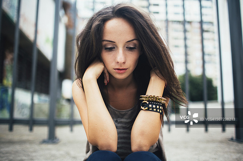 青少年问题图片素材