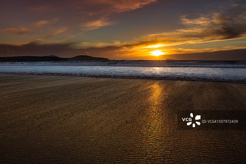 白沙滩回流图片素材