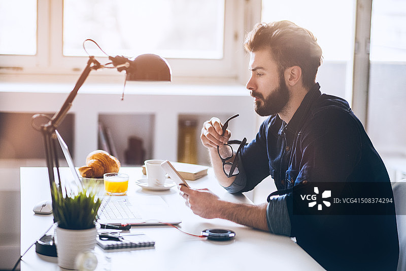 休闲工作日图片素材