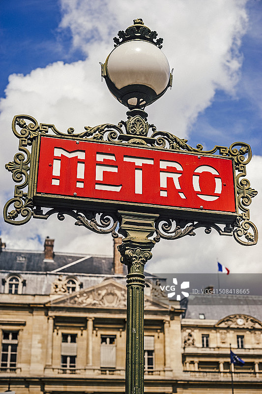 巴黎红色地铁标志图片素材