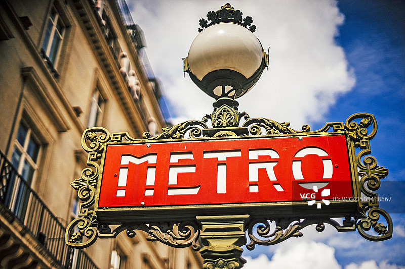 巴黎红色地铁标志图片素材