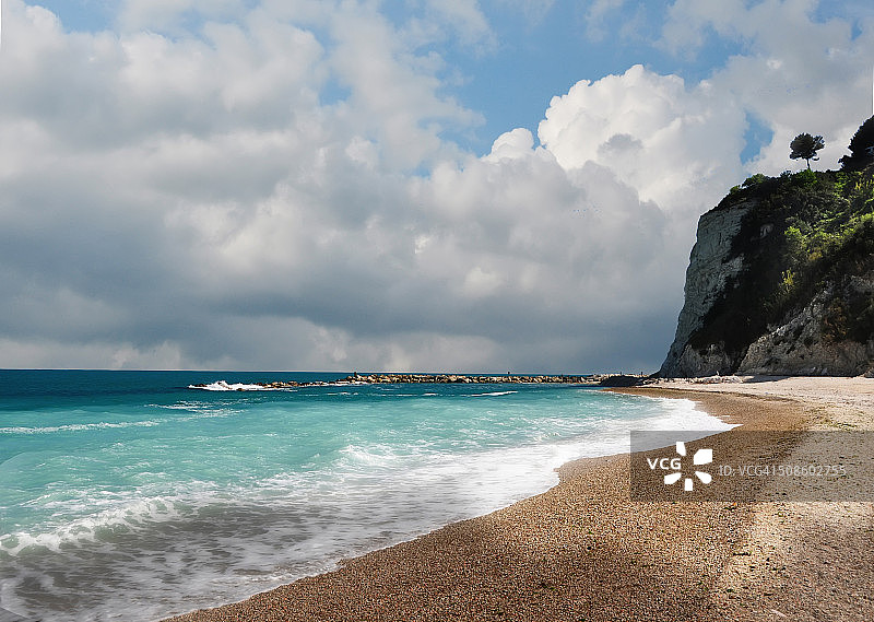 锡罗洛附近的科内罗海滩景观图片素材