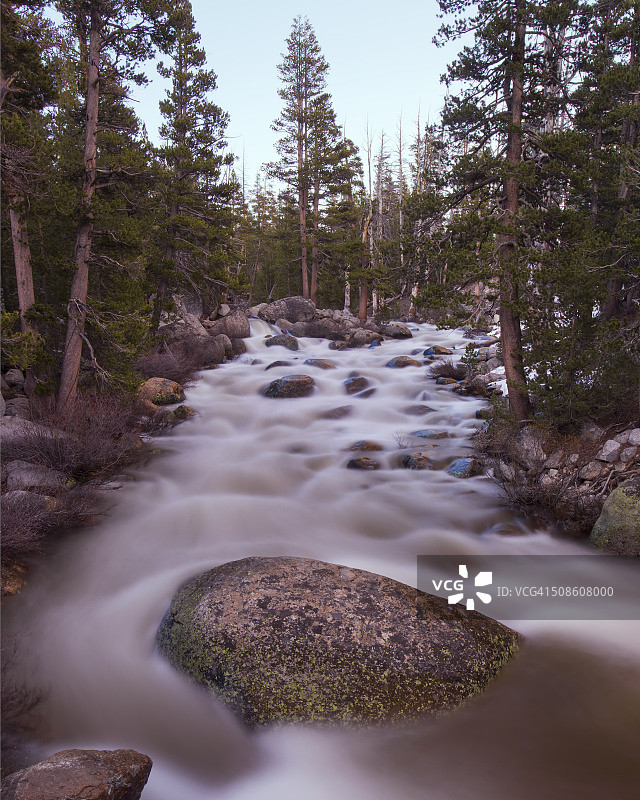 优胜美地国家公园的图奥勒米河图片素材