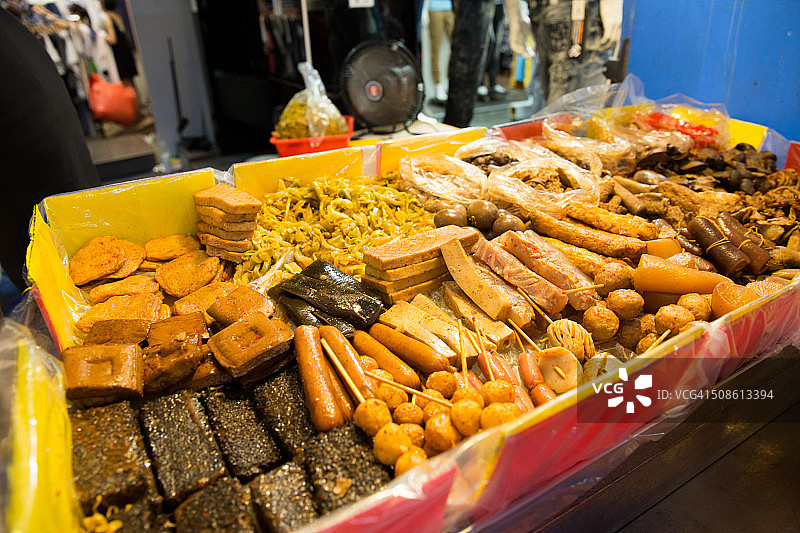 中国台湾高雄市新崛江商圈夜市卤味图片素材