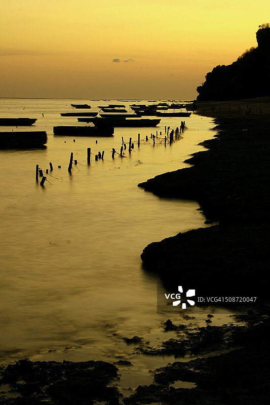 库图的金色日落图片素材