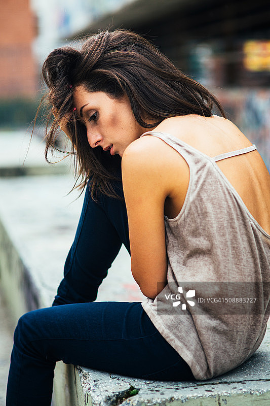 青少年问题图片素材