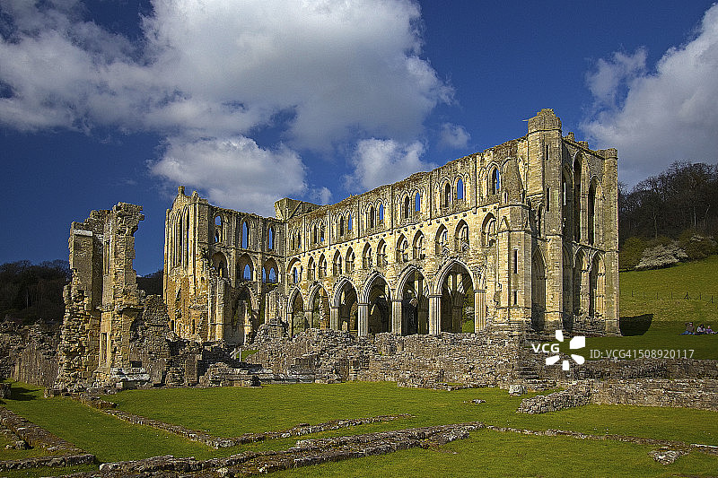 英国约克郡里瓦克斯修道院图片素材