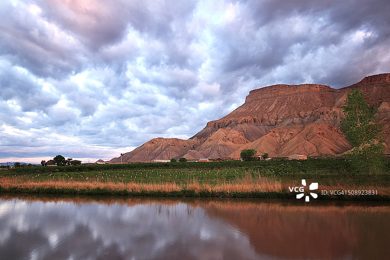 加菲尔德山日出图片素材