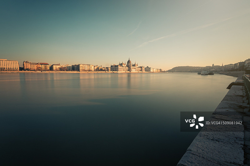 匈牙利国会大厦与多瑙河（布达佩斯）图片素材