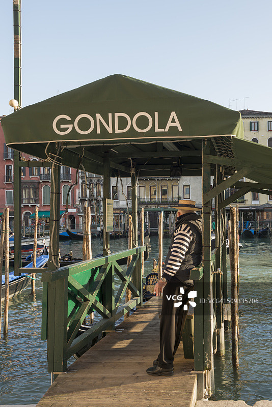 贡多拉船夫图片素材