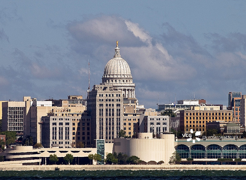 威斯康星州麦迪逊市议会大厦和市中心图片素材