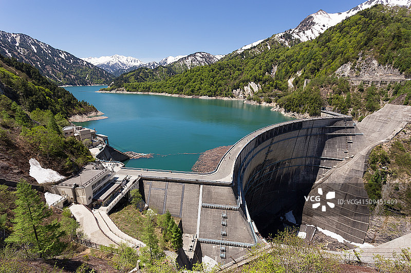 日本富山县黑部大坝图片素材