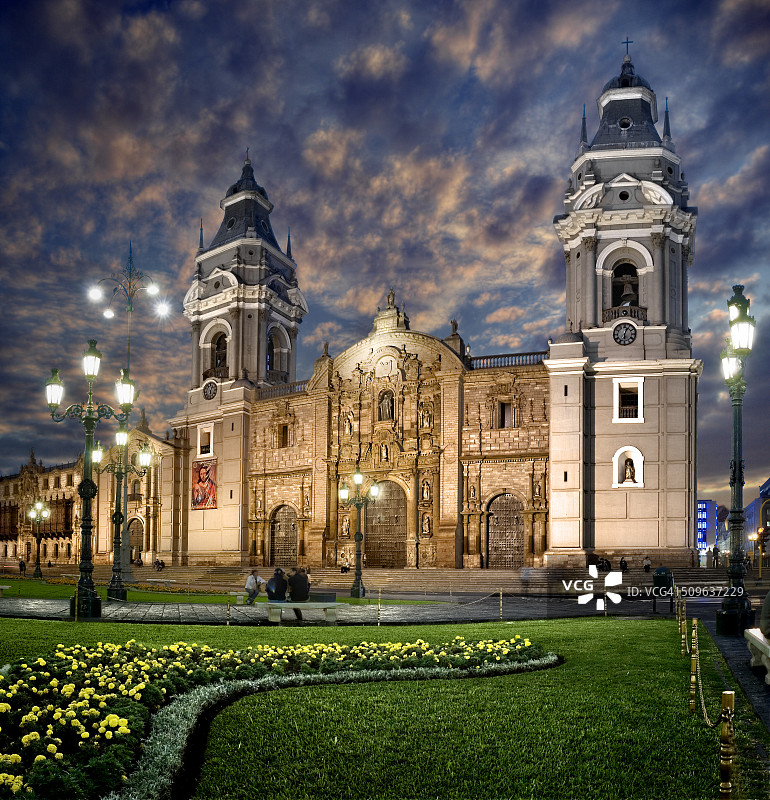 秘鲁利马大教堂和武器广场图片素材