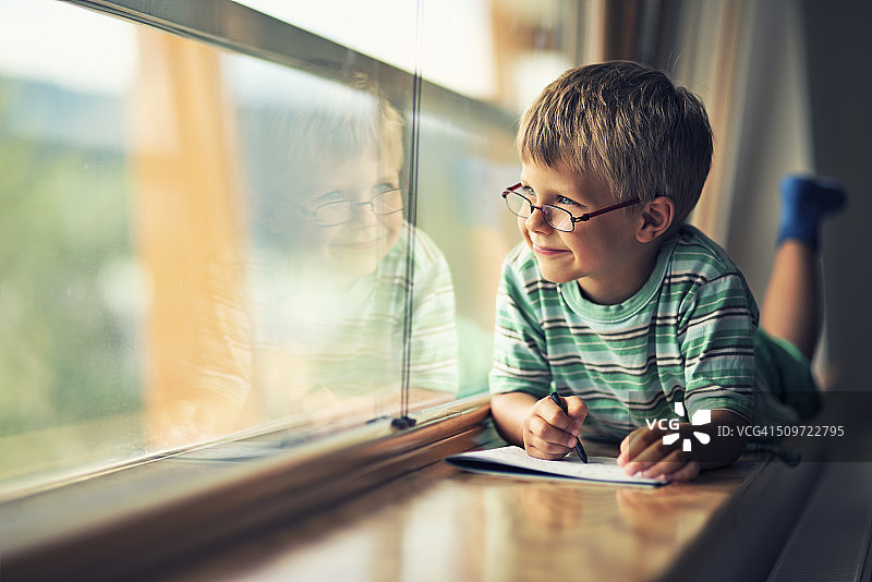 窗边绘画图片素材