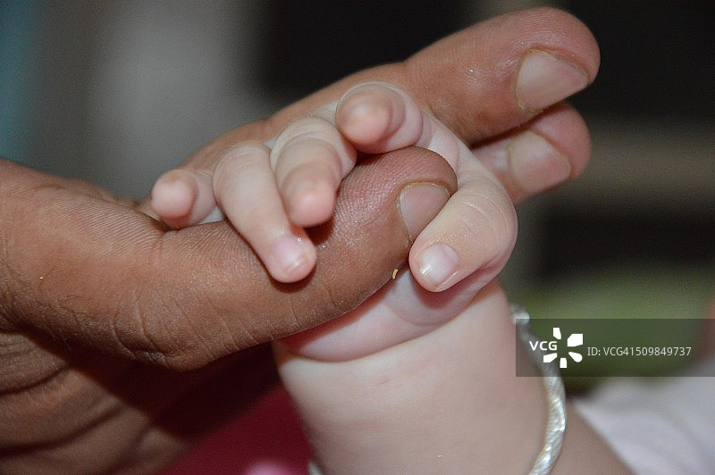 手牵着手 - 不要走图片素材