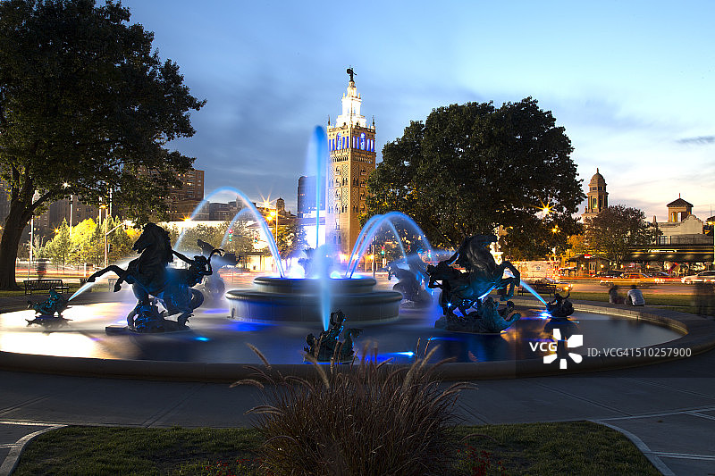 堪萨斯城尼科尔斯喷泉图片素材